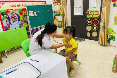 🩺 Hoạt động khám sức khỏe đầu năm học cho trẻ 🩺