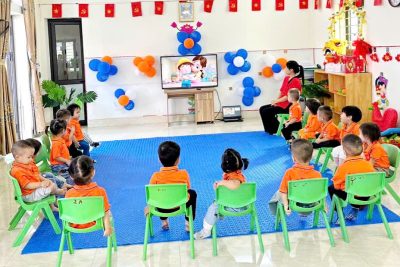 Hoạt động âm nhạc: Đồng dao Kéo cưa lừa xẻ – Lớp 2TA VT